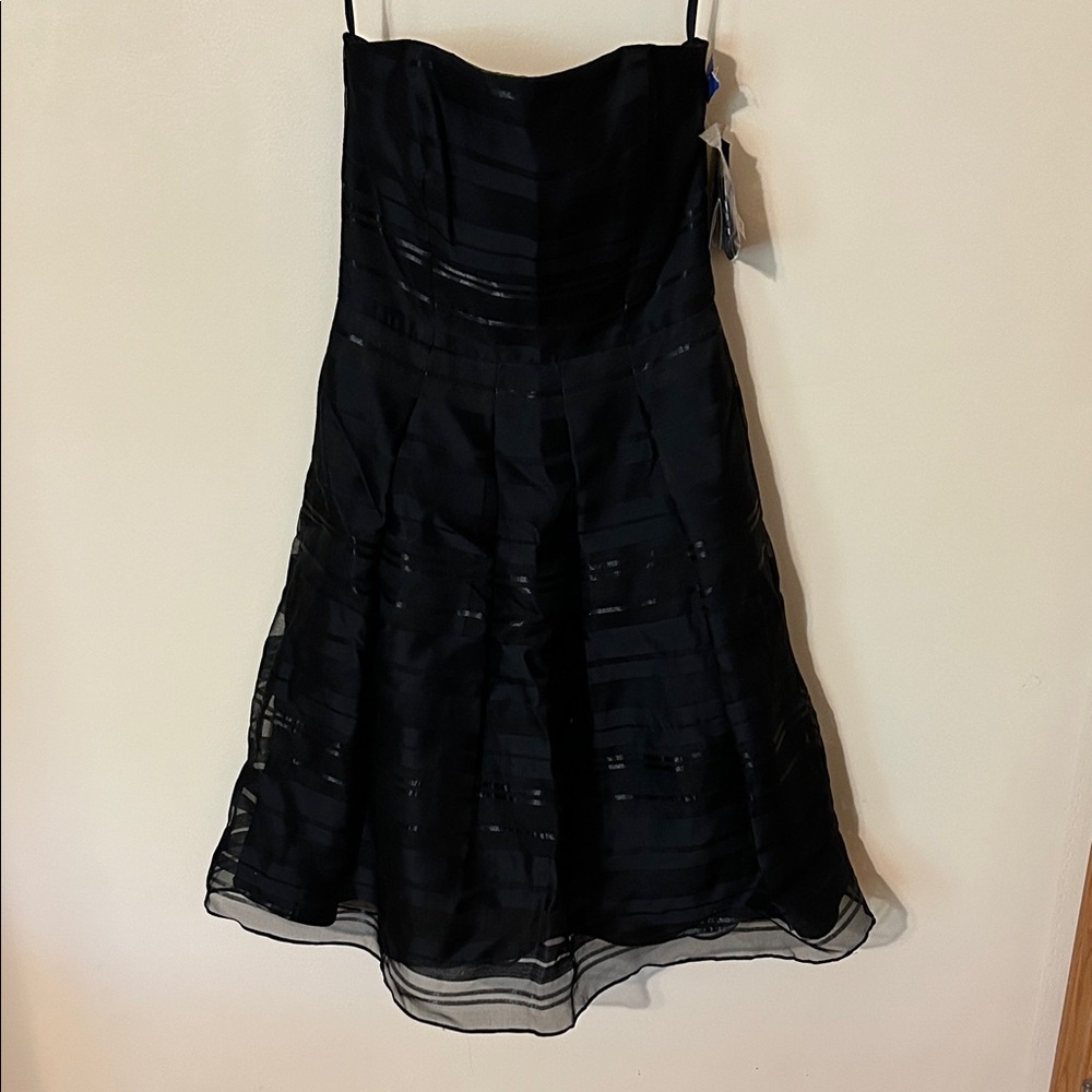 White House Black Market Strapless Black A-line Cocktail Dress 00 nwt
